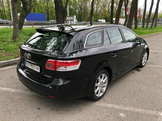 Чорний Тойота Авенсіс, об'ємом двигуна 0.22 л та пробігом 260 тис. км за 8300 $, фото 1 на Automoto.ua