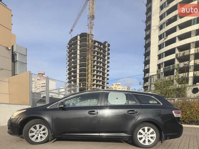 Черный Тойота Авенсис, объемом двигателя 1.8 л и пробегом 180 тыс. км за 8200 $, фото 6 на Automoto.ua