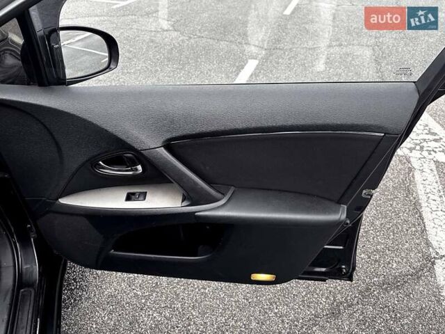 Черный Тойота Авенсис, объемом двигателя 1.8 л и пробегом 269 тыс. км за 8500 $, фото 17 на Automoto.ua