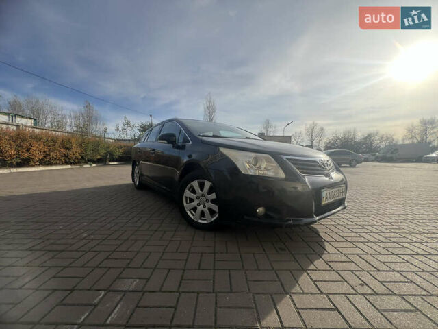 Черный Тойота Авенсис, объемом двигателя 1.8 л и пробегом 180 тыс. км за 8200 $, фото 2 на Automoto.ua