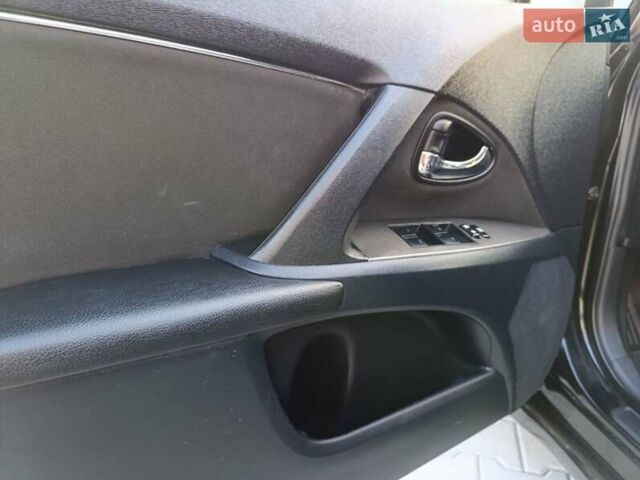 Черный Тойота Авенсис, объемом двигателя 2.23 л и пробегом 240 тыс. км за 8500 $, фото 17 на Automoto.ua