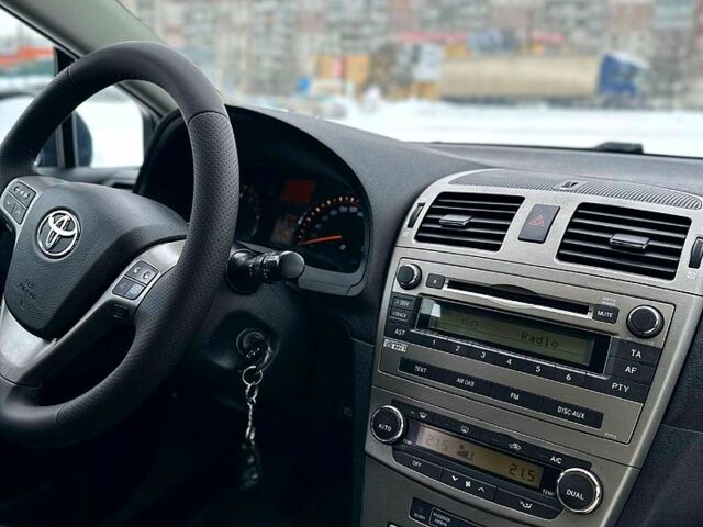 Черный Тойота Авенсис, объемом двигателя 1.8 л и пробегом 23600 тыс. км за 9000 $, фото 8 на Automoto.ua