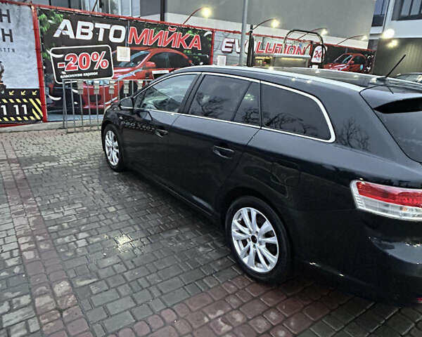 Черный Тойота Авенсис, объемом двигателя 2.23 л и пробегом 200 тыс. км за 8900 $, фото 1 на Automoto.ua