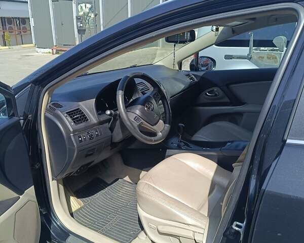 Черный Тойота Авенсис, объемом двигателя 2.23 л и пробегом 287 тыс. км за 10799 $, фото 6 на Automoto.ua