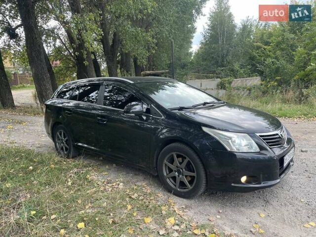 Черный Тойота Авенсис, объемом двигателя 2 л и пробегом 330 тыс. км за 7999 $, фото 2 на Automoto.ua