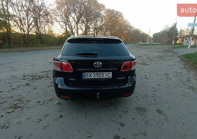 Чорний Тойота Авенсіс, об'ємом двигуна 2 л та пробігом 274 тис. км за 8399 $, фото 12 на Automoto.ua