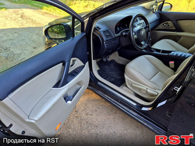 Черный Тойота Авенсис, объемом двигателя 2 л и пробегом 228 тыс. км за 6900 $, фото 6 на Automoto.ua