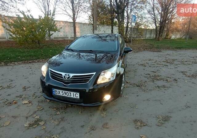 Чорний Тойота Авенсіс, об'ємом двигуна 2 л та пробігом 274 тис. км за 8399 $, фото 13 на Automoto.ua