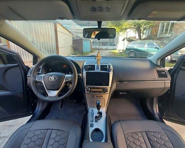 Черный Тойота Авенсис, объемом двигателя 2.2 л и пробегом 283 тыс. км за 9950 $, фото 15 на Automoto.ua