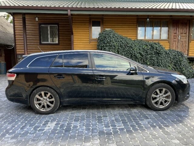 Черный Тойота Авенсис, объемом двигателя 2.2 л и пробегом 280 тыс. км за 9200 $, фото 6 на Automoto.ua