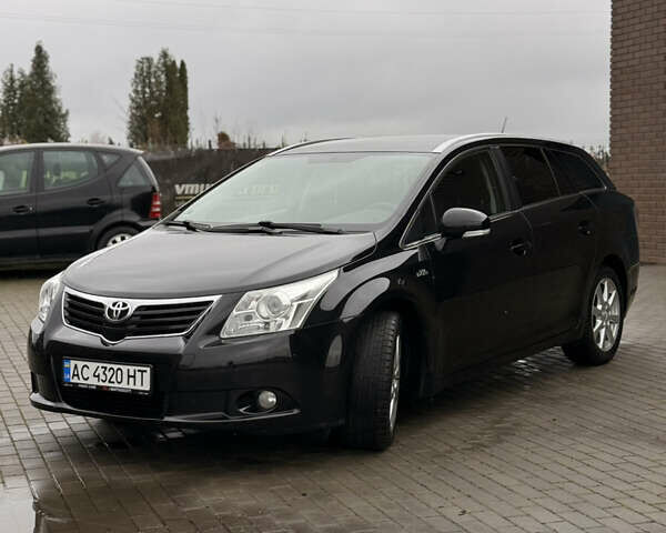 Черный Тойота Авенсис, объемом двигателя 2.2 л и пробегом 233 тыс. км за 9600 $, фото 1 на Automoto.ua