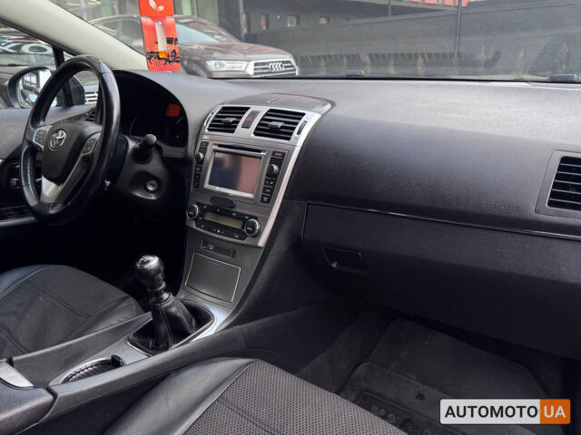 Чорний Тойота Авенсіс, об'ємом двигуна 2 л та пробігом 240 тис. км за 10800 $, фото 12 на Automoto.ua