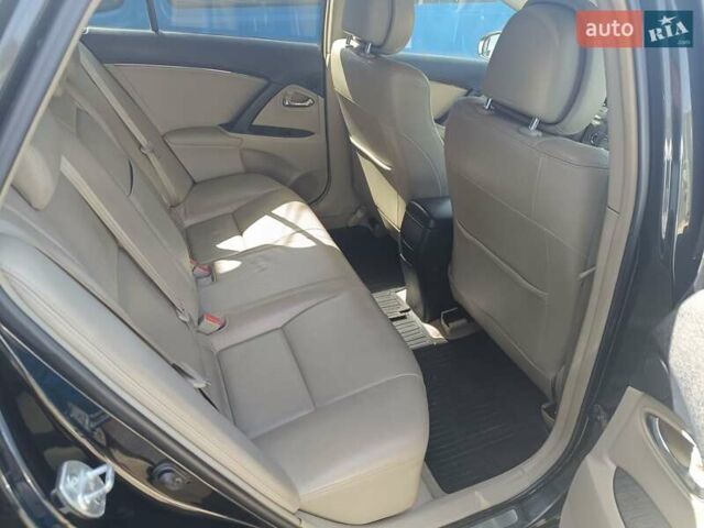 Черный Тойота Авенсис, объемом двигателя 2.23 л и пробегом 287 тыс. км за 10799 $, фото 11 на Automoto.ua