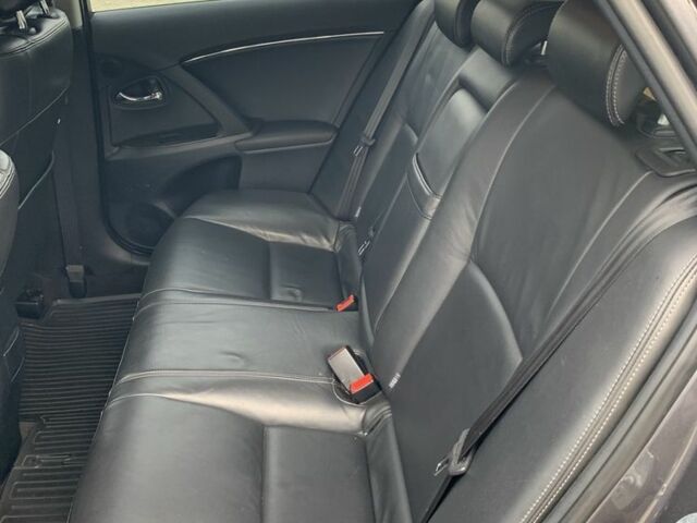 Черный Тойота Авенсис, объемом двигателя 2 л и пробегом 320 тыс. км за 4300 $, фото 6 на Automoto.ua