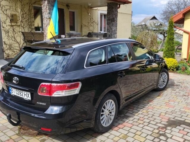 Чорний Тойота Авенсіс, об'ємом двигуна 2 л та пробігом 205 тис. км за 9500 $, фото 4 на Automoto.ua