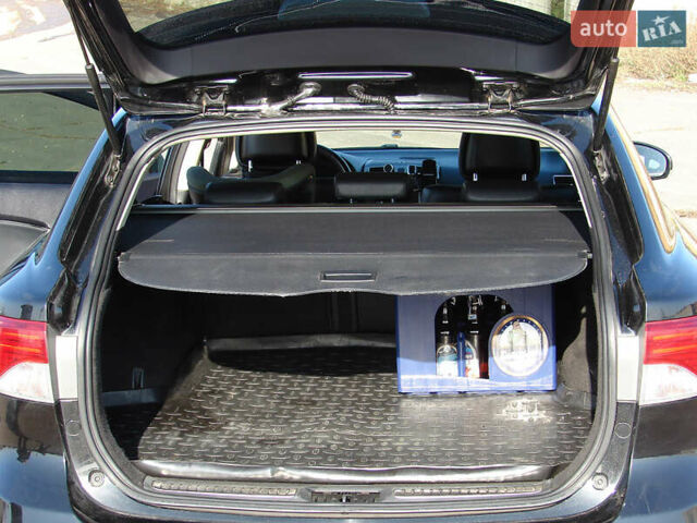 Черный Тойота Авенсис, объемом двигателя 2 л и пробегом 265 тыс. км за 14700 $, фото 9 на Automoto.ua