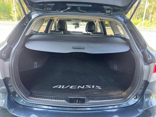 Черный Тойота Авенсис, объемом двигателя 0 л и пробегом 140 тыс. км за 10500 $, фото 14 на Automoto.ua