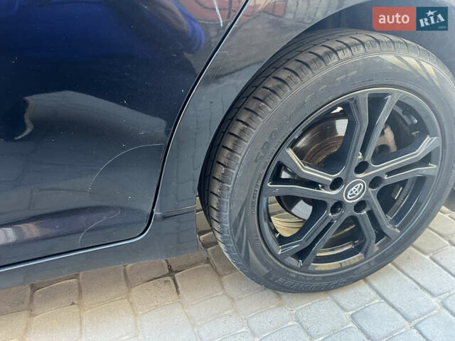 Черный Тойота Авенсис, объемом двигателя 2.23 л и пробегом 247 тыс. км за 13000 $, фото 9 на Automoto.ua