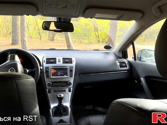 Черный Тойота Авенсис, объемом двигателя 2 л и пробегом 267 тыс. км за 12900 $, фото 6 на Automoto.ua