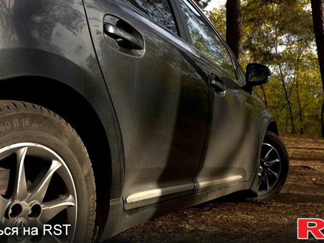 Черный Тойота Авенсис, объемом двигателя 2 л и пробегом 267 тыс. км за 12900 $, фото 5 на Automoto.ua