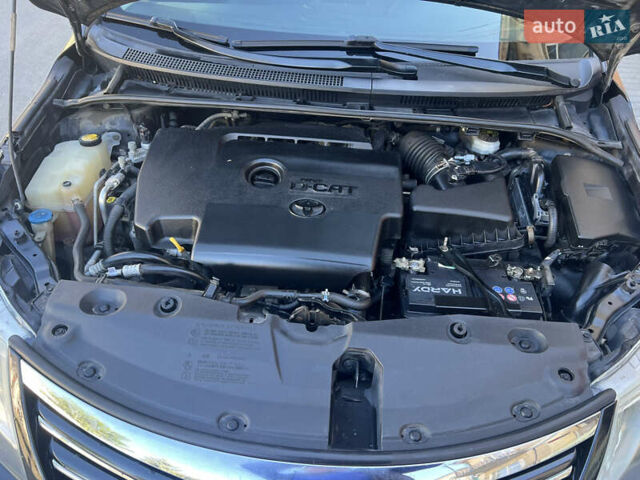 Черный Тойота Авенсис, объемом двигателя 2.23 л и пробегом 247 тыс. км за 13000 $, фото 15 на Automoto.ua