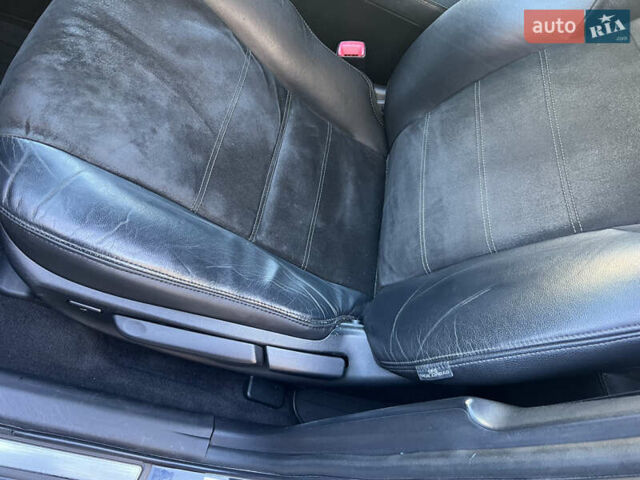 Черный Тойота Авенсис, объемом двигателя 2.23 л и пробегом 247 тыс. км за 13000 $, фото 26 на Automoto.ua