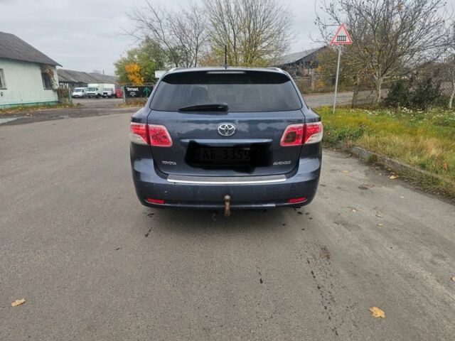 Черный Тойота Авенсис, объемом двигателя 2.2 л и пробегом 263 тыс. км за 4900 $, фото 9 на Automoto.ua