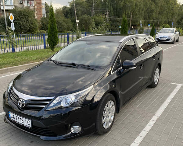 Чорний Тойота Авенсіс, об'ємом двигуна 2 л та пробігом 261 тис. км за 11000 $, фото 1 на Automoto.ua