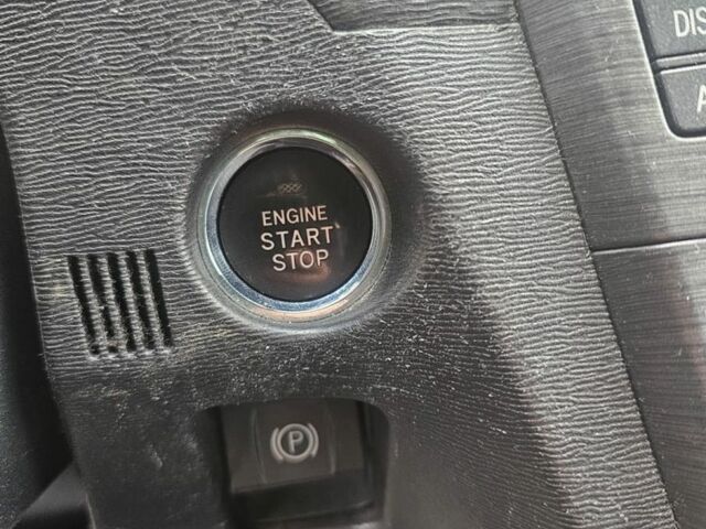 Черный Тойота Авенсис, объемом двигателя 2.2 л и пробегом 263 тыс. км за 4900 $, фото 10 на Automoto.ua