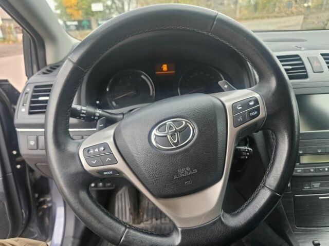 Черный Тойота Авенсис, объемом двигателя 2.2 л и пробегом 263 тыс. км за 4900 $, фото 11 на Automoto.ua