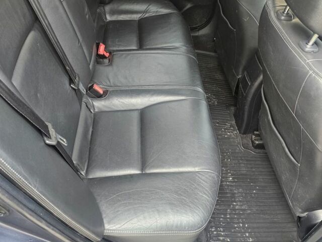 Черный Тойота Авенсис, объемом двигателя 2.2 л и пробегом 263 тыс. км за 4900 $, фото 22 на Automoto.ua