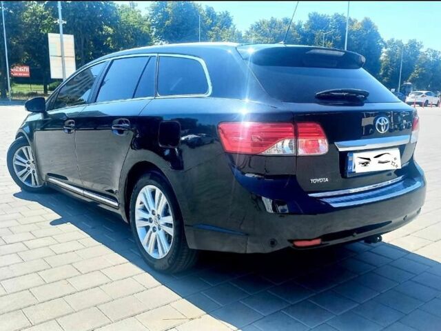 Черный Тойота Авенсис, объемом двигателя 2 л и пробегом 297 тыс. км за 261 $, фото 2 на Automoto.ua