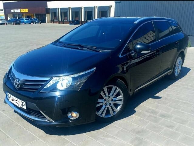 Черный Тойота Авенсис, объемом двигателя 2 л и пробегом 297 тыс. км за 261 $, фото 1 на Automoto.ua