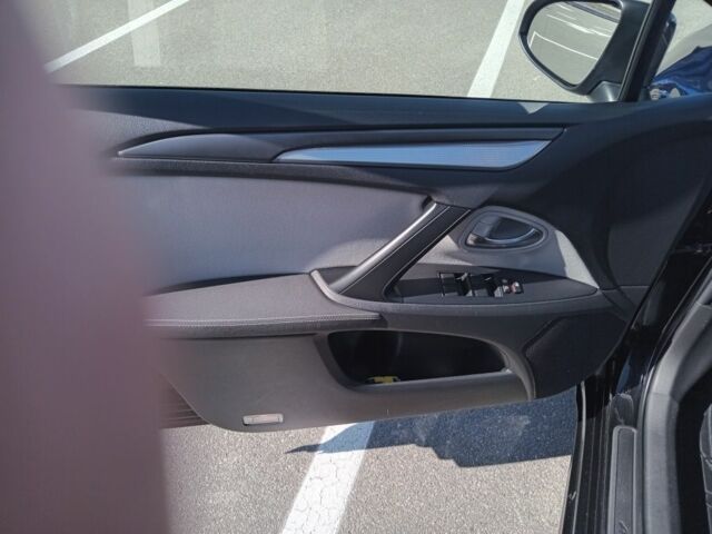 Чорний Тойота Авенсіс, об'ємом двигуна 2 л та пробігом 238 тис. км за 13600 $, фото 3 на Automoto.ua