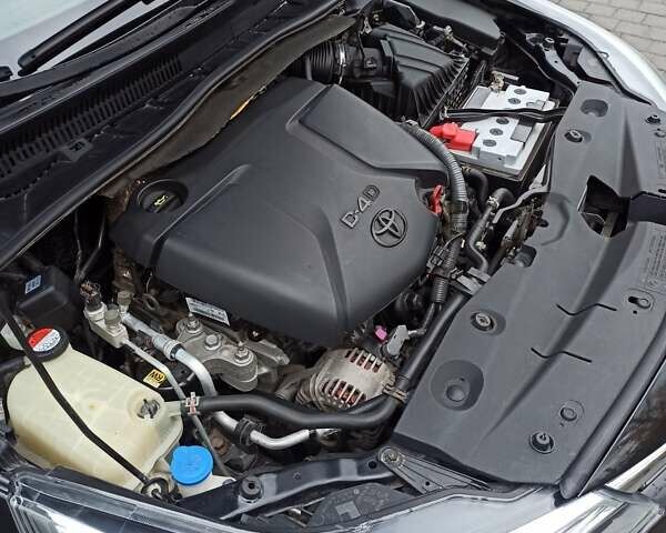 Черный Тойота Авенсис, объемом двигателя 1.6 л и пробегом 120 тыс. км за 13500 $, фото 22 на Automoto.ua