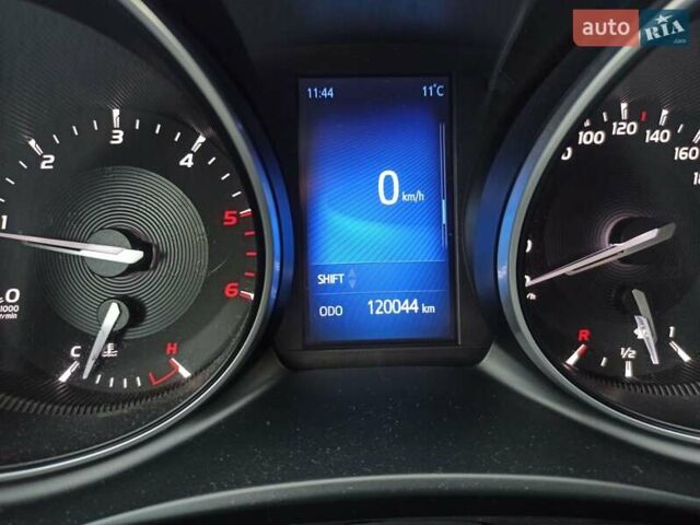 Черный Тойота Авенсис, объемом двигателя 1.6 л и пробегом 120 тыс. км за 13500 $, фото 19 на Automoto.ua