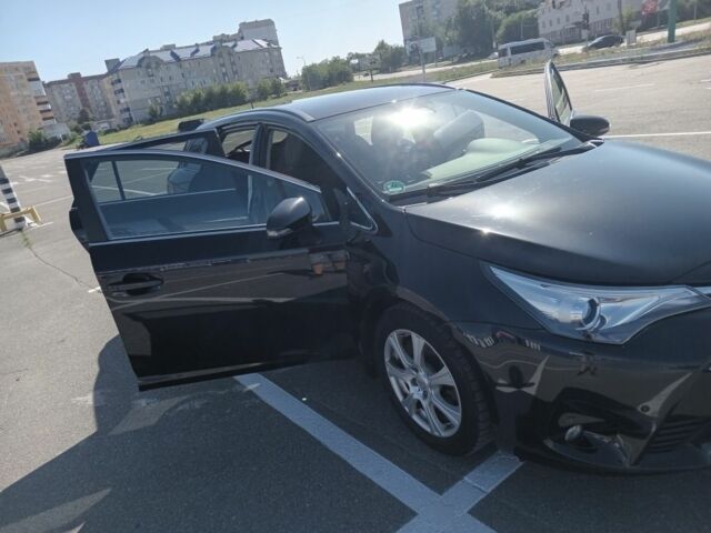 Чорний Тойота Авенсіс, об'ємом двигуна 2 л та пробігом 238 тис. км за 13600 $, фото 5 на Automoto.ua