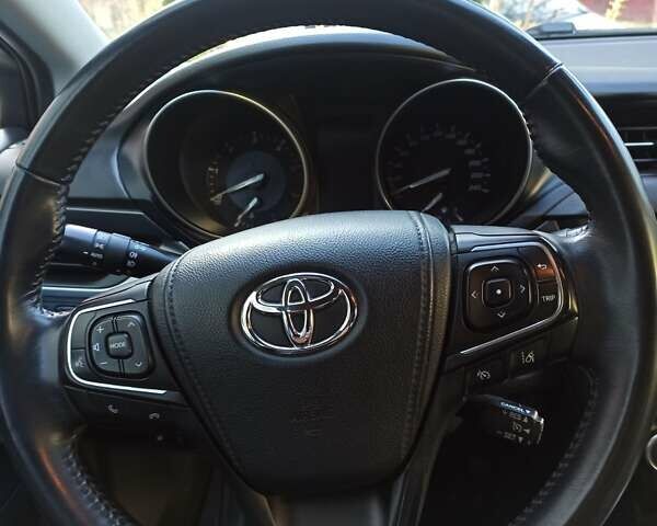 Черный Тойота Авенсис, объемом двигателя 1.6 л и пробегом 120 тыс. км за 13500 $, фото 17 на Automoto.ua