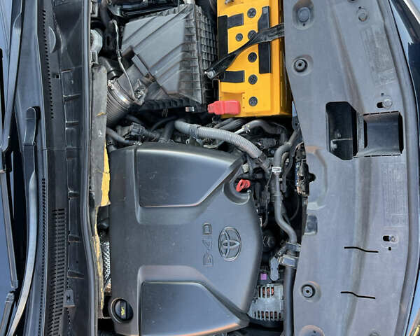 Черный Тойота Авенсис, объемом двигателя 2 л и пробегом 272 тыс. км за 11999 $, фото 17 на Automoto.ua