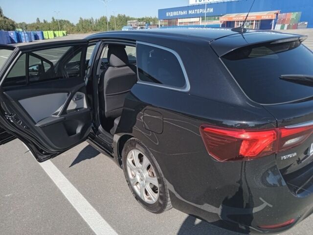 Чорний Тойота Авенсіс, об'ємом двигуна 2 л та пробігом 238 тис. км за 13600 $, фото 13 на Automoto.ua