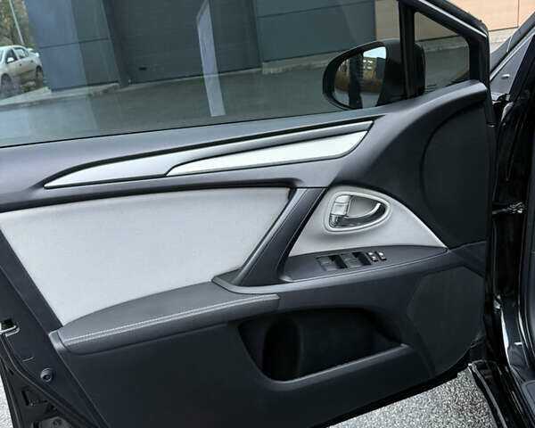 Черный Тойота Авенсис, объемом двигателя 2 л и пробегом 212 тыс. км за 13750 $, фото 10 на Automoto.ua
