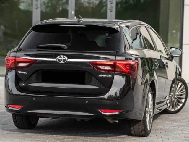 Черный Тойота Авенсис, объемом двигателя 0 л и пробегом 110 тыс. км за 12500 $, фото 7 на Automoto.ua