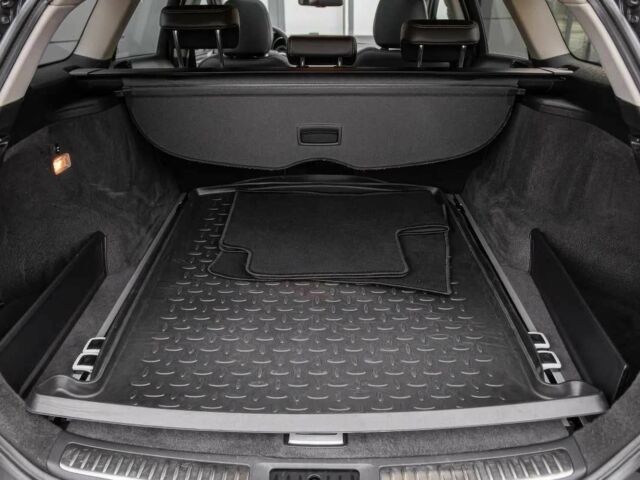 Черный Тойота Авенсис, объемом двигателя 0 л и пробегом 110 тыс. км за 12500 $, фото 15 на Automoto.ua