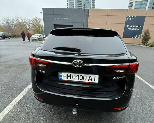 Черный Тойота Авенсис, объемом двигателя 2 л и пробегом 212 тыс. км за 13750 $, фото 3 на Automoto.ua