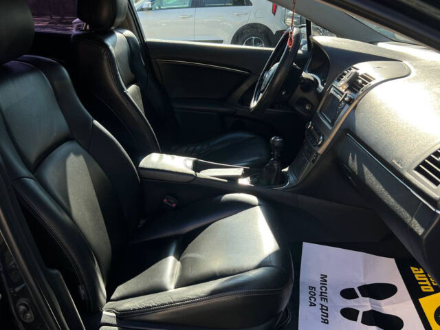 Черный Тойота Авенсис, объемом двигателя 2 л и пробегом 223 тыс. км за 9700 $, фото 12 на Automoto.ua