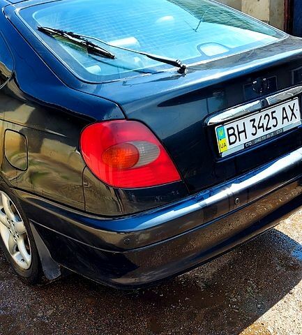 Черный Тойота Авенсис, объемом двигателя 1.8 л и пробегом 250 тыс. км за 2700 $, фото 4 на Automoto.ua