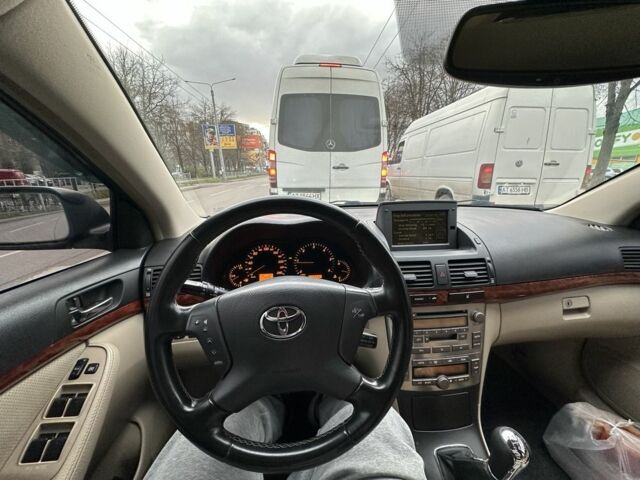 Чорний Тойота Авенсіс, об'ємом двигуна 2 л та пробігом 250 тис. км за 4700 $, фото 12 на Automoto.ua