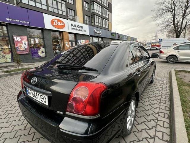 Чорний Тойота Авенсіс, об'ємом двигуна 2 л та пробігом 250 тис. км за 4700 $, фото 7 на Automoto.ua