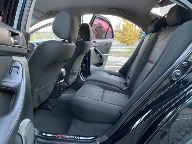 Чорний Тойота Авенсіс, об'ємом двигуна 2.2 л та пробігом 180 тис. км за 5650 $, фото 10 на Automoto.ua