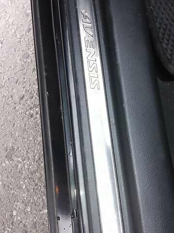 Черный Тойота Авенсис, объемом двигателя 2 л и пробегом 278 тыс. км за 6300 $, фото 23 на Automoto.ua